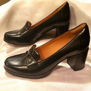 Women's Clarks Tarah Grace Penny Loafer Pump